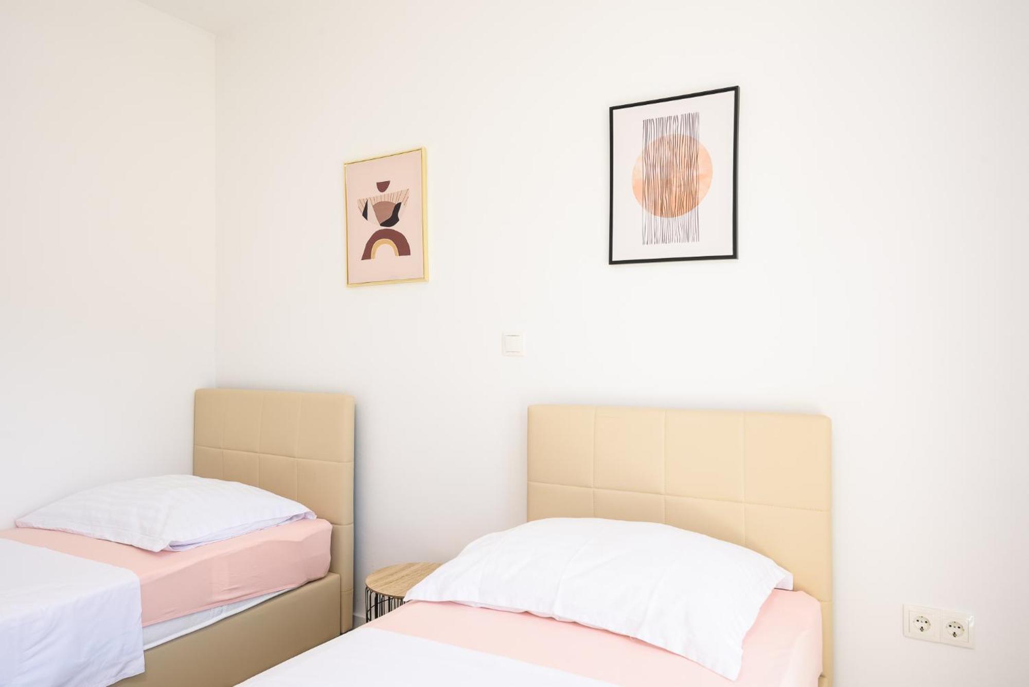 טרוגיר Apartman Franka מראה חיצוני תמונה